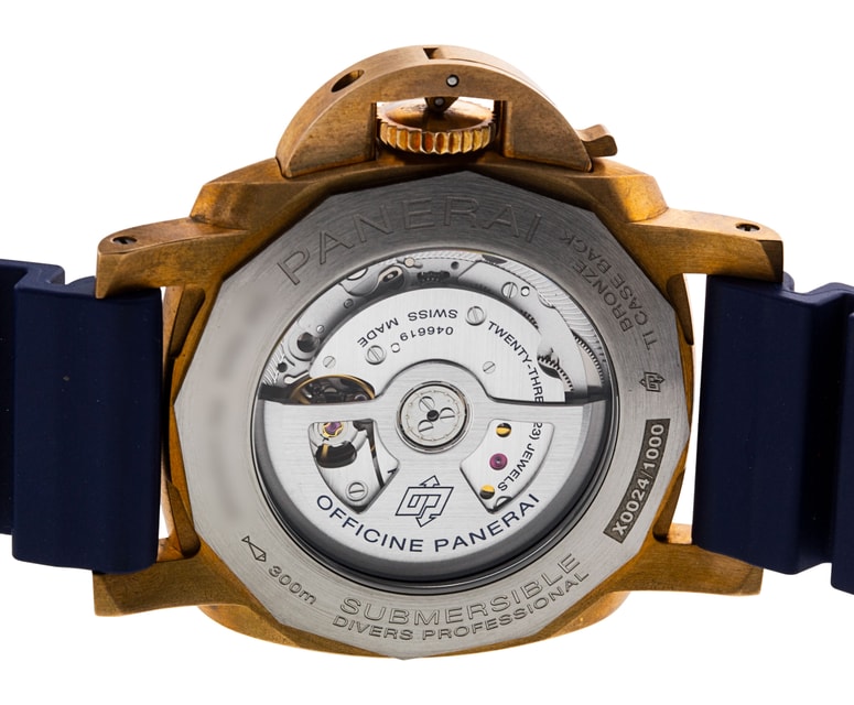 Panerai Submersible PAM01074 Image 4